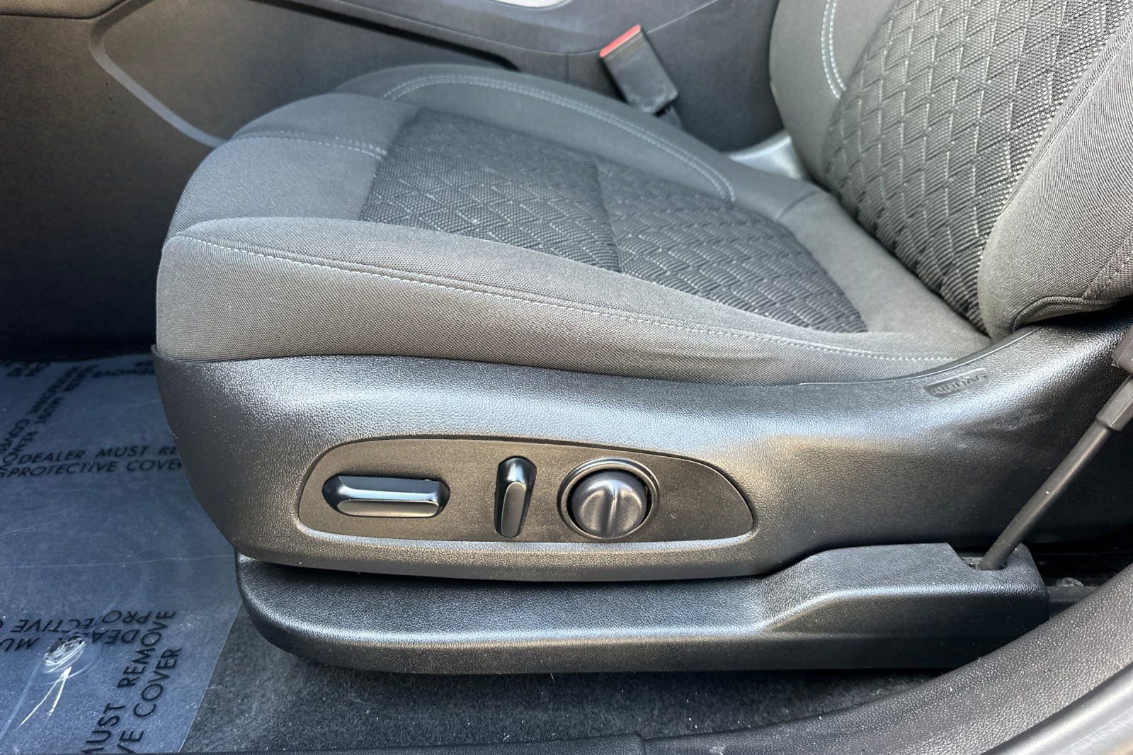 Certified 2020 Chevrolet Blazer LT FWD image 13