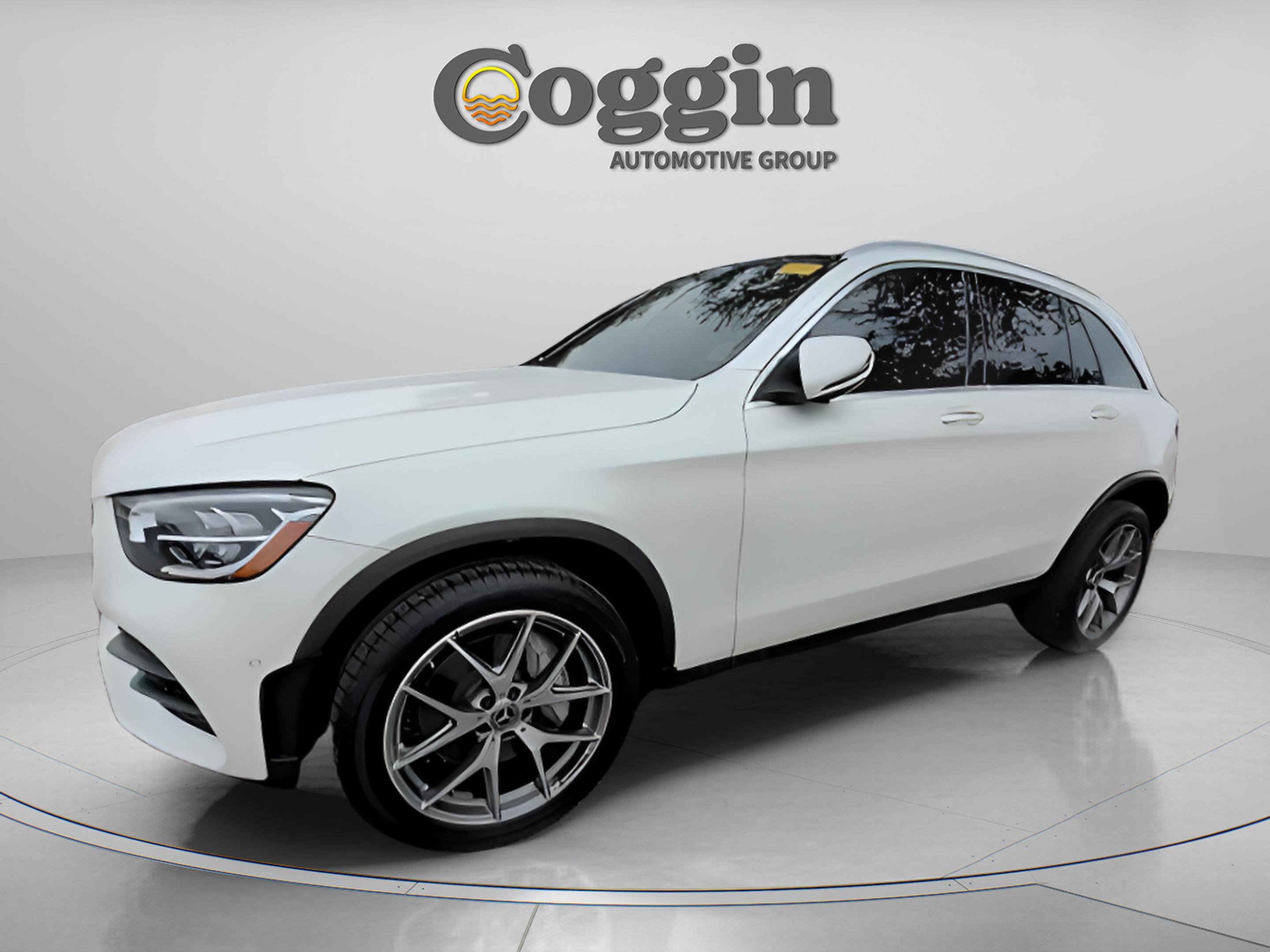 Used 2022 Mercedes-Benz GLC 300 image 3
