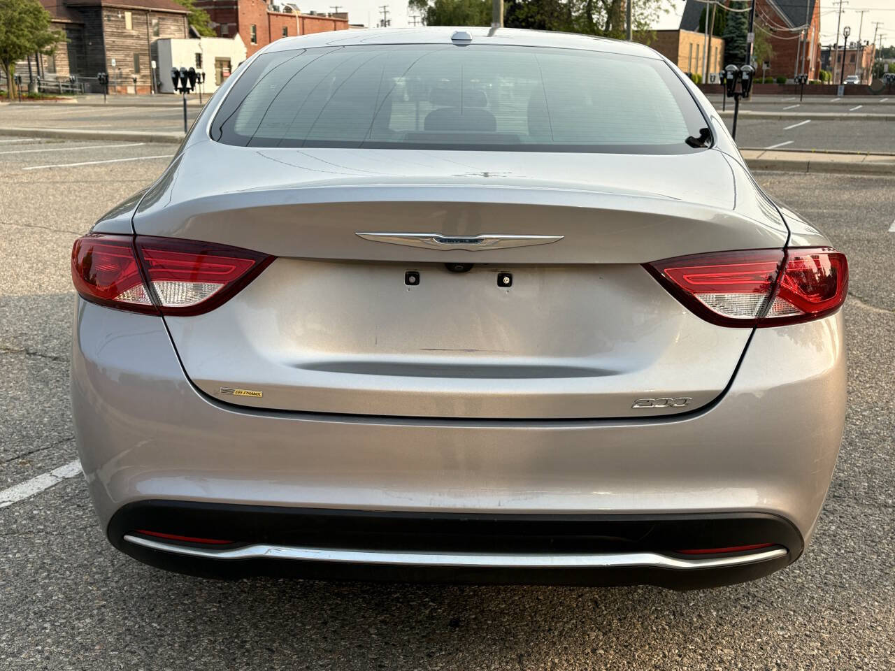 Used 2015 Chrysler 200 Limited w/ Convenience Group image 10