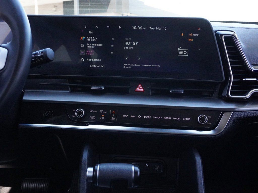 Used 2023 Kia Sportage EX image 38