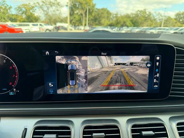 Used 2024 Mercedes-Benz GLS 450 4MATIC image 21