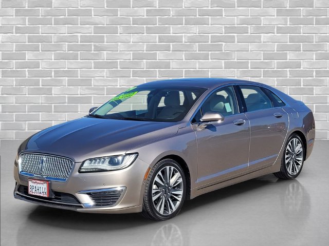 Used 2019 Lincoln MKZ Reserve FWD image 10
