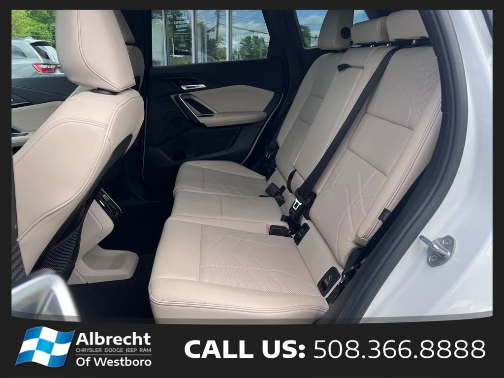 Used 2024 BMW X1 xDrive28i AWD/4WD image 13