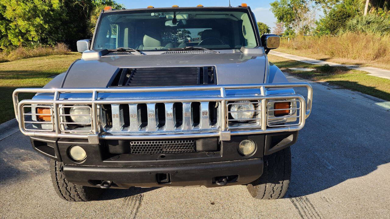 Used 2003 HUMMER H2 w/ Preferred Equipment Group image 4
