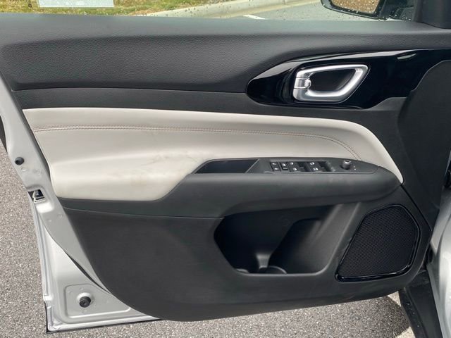 New 2026 Jeep Compass Limited AWD/4WD image 12