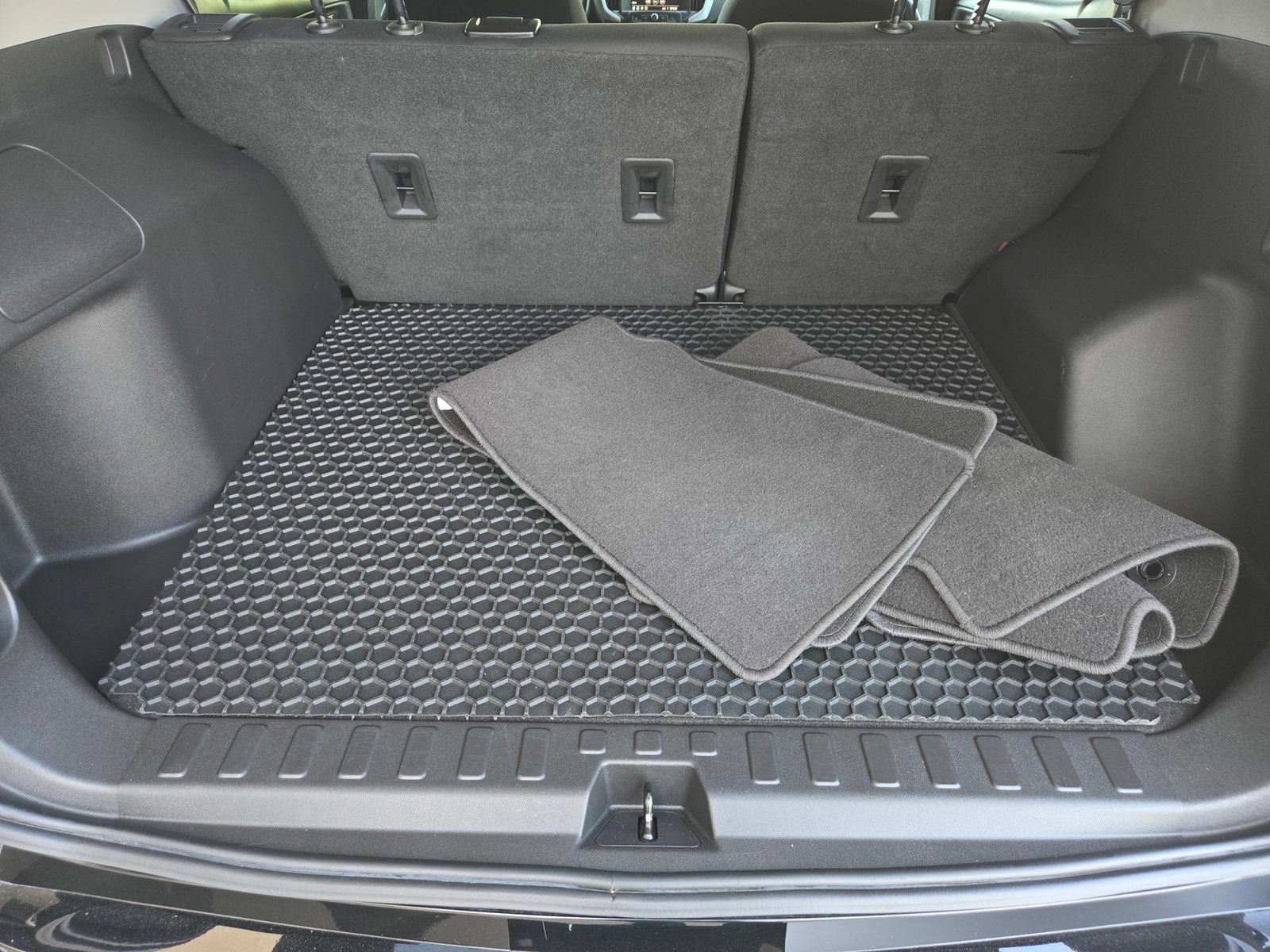 Used 2021 GMC Terrain SLE FWD image 27
