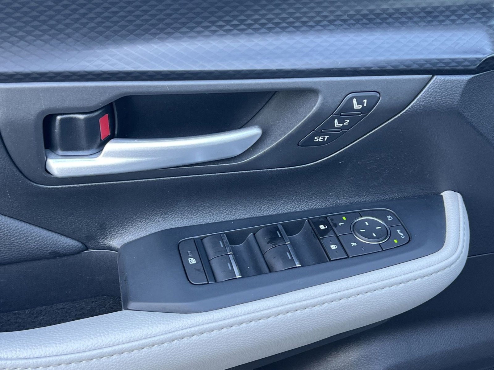 Used 2024 Toyota Grand Highlander MAX Platinum image 13