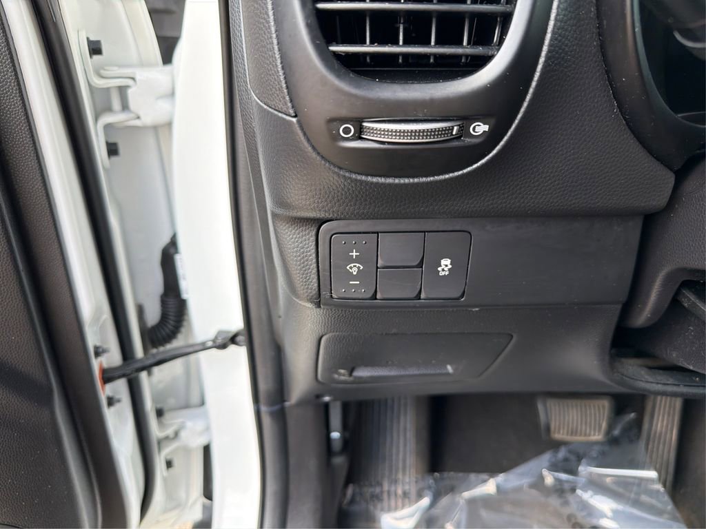 Used 2019 Kia Soul + FWD image 18