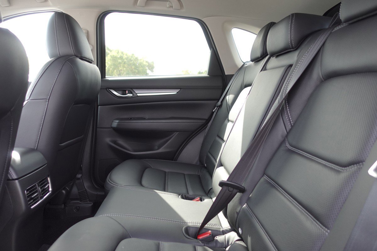 New 2025 MAZDA CX-5 AWD 2.5 S w/ Premium Plus Pkg image 23