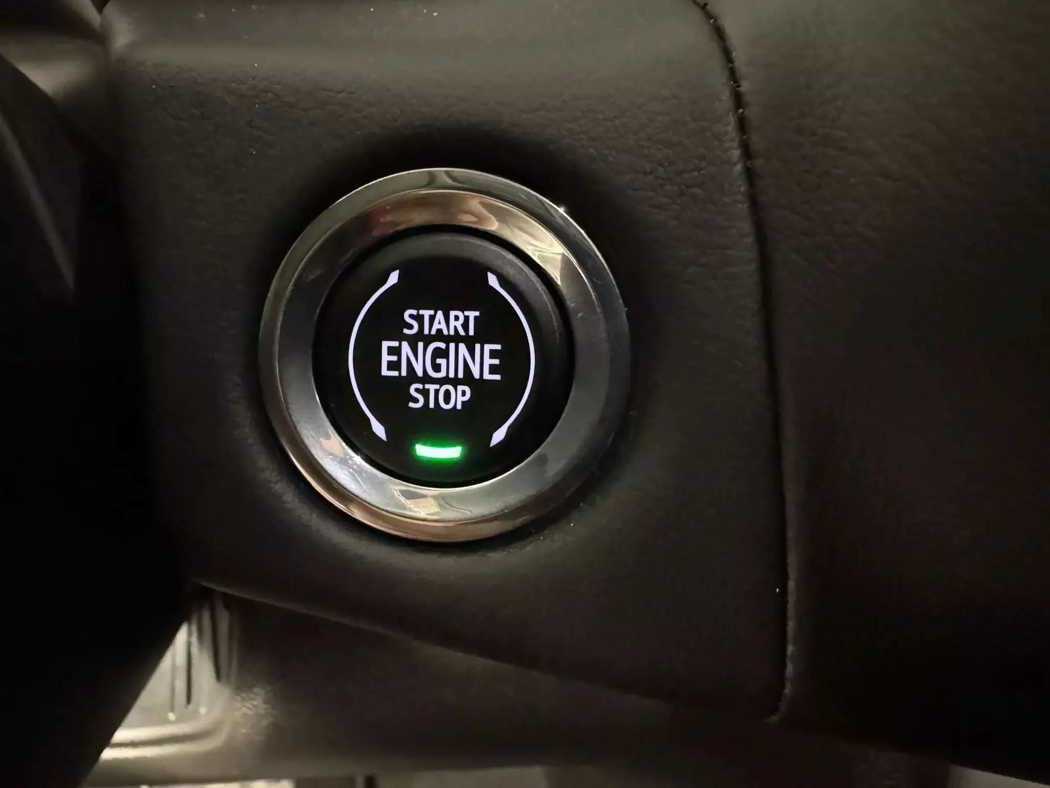 Used 2023 GMC Yukon SLT w/ SLT Luxury Package AWD/4WD image 19