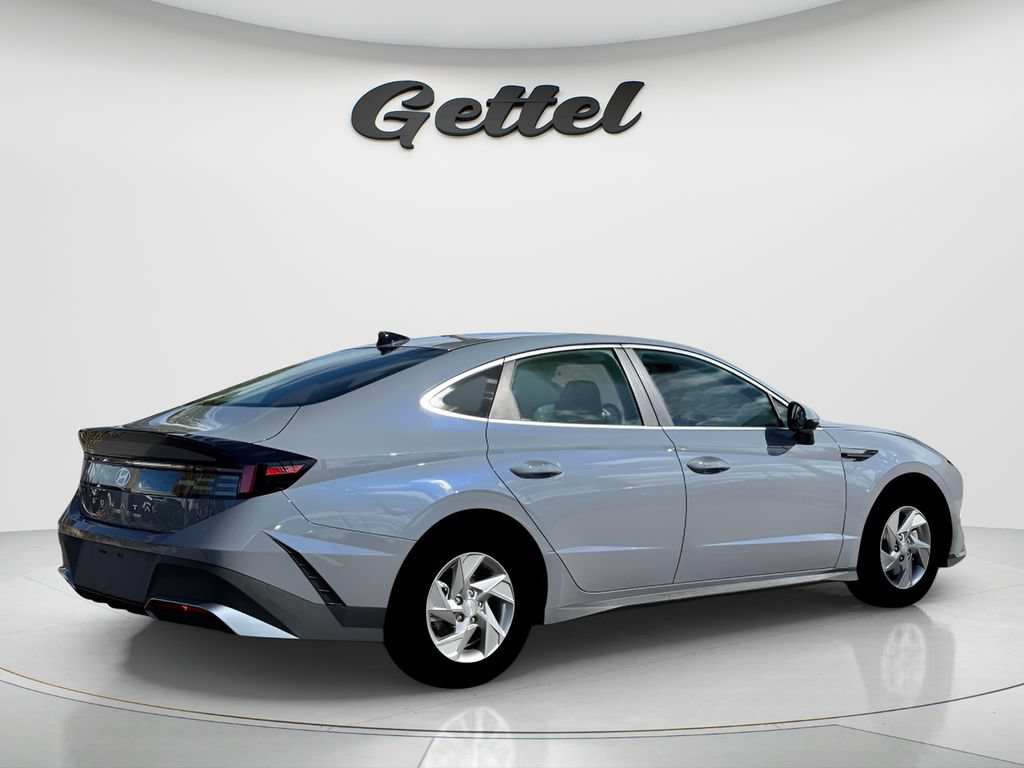 New 2026 Hyundai Sonata SE FWD image 7