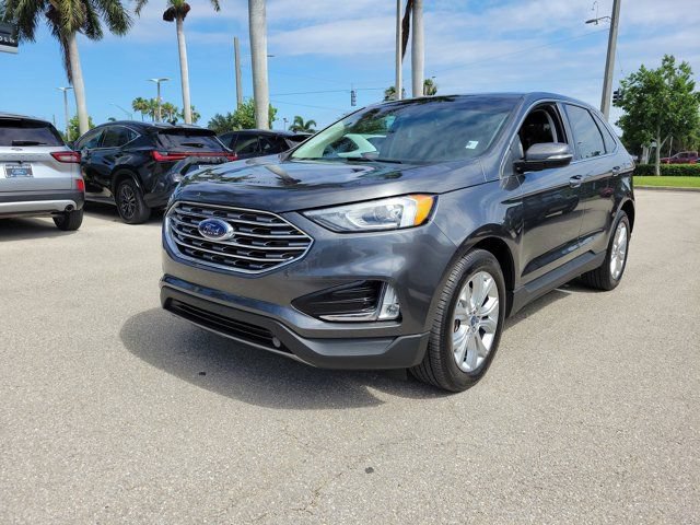 Certified 2020 Ford Edge Titanium w/ Canadian Touring Package AWD/4WD image 3