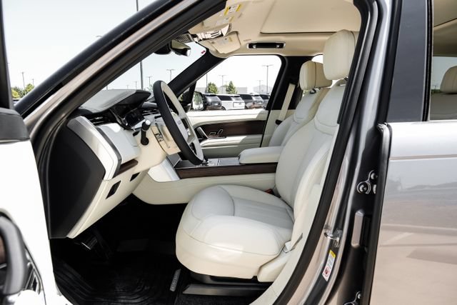 New 2026 Land Rover Range Rover SE AWD/4WD image 4