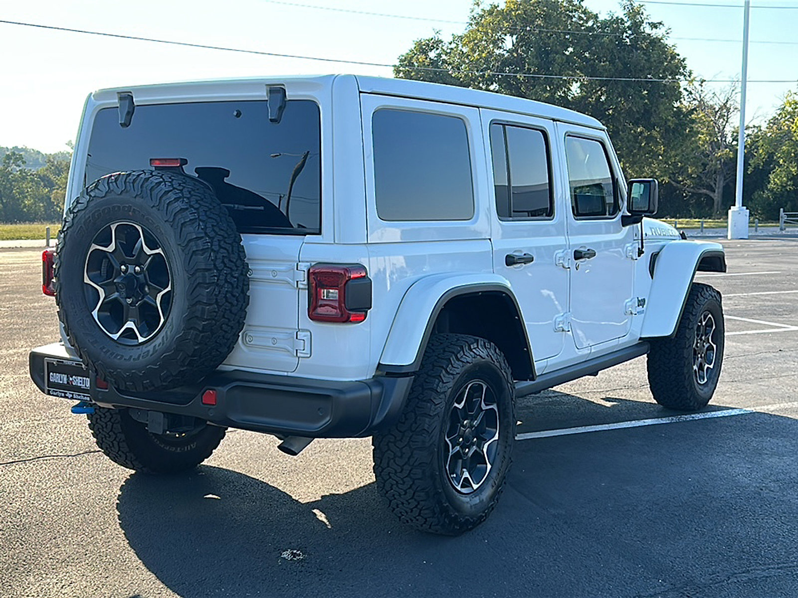 Used 2021 Jeep Wrangler Unlimited Rubicon 4xe w/ Safety Group image 8