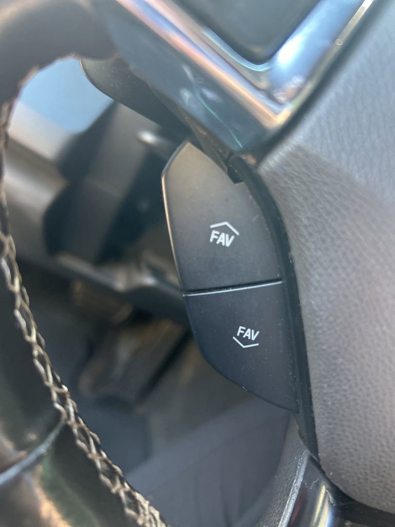 Certified 2023 Chevrolet Camaro LT image 17