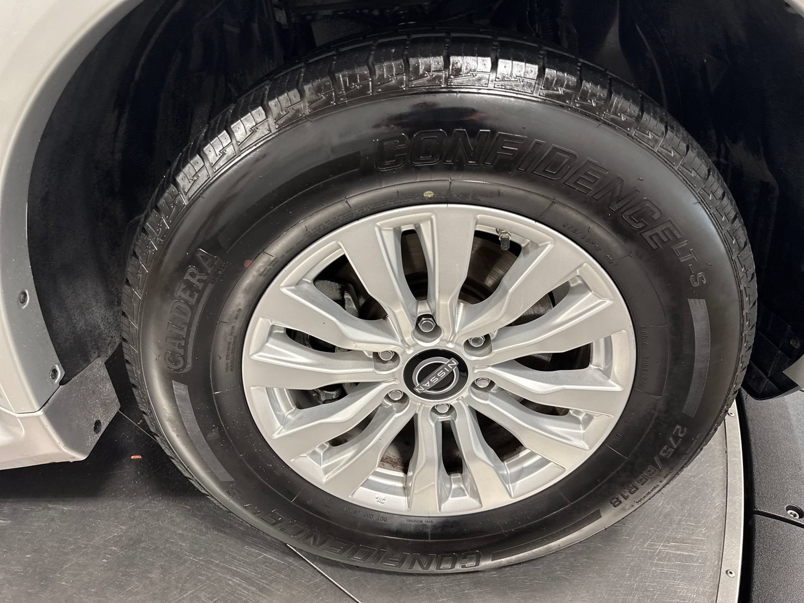 Used 2021 Nissan Armada SV AWD/4WD image 14