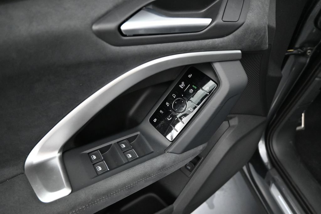New 2026 Audi SQ5 Premium Plus AWD/4WD image 6