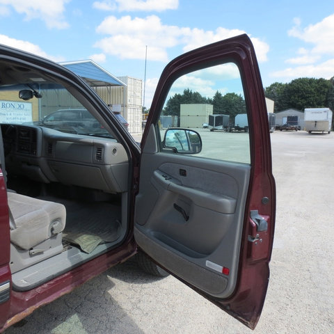 Used 2000 Chevrolet Silverado 1500 LS w/ Off-Road Chassis Pkg image 23