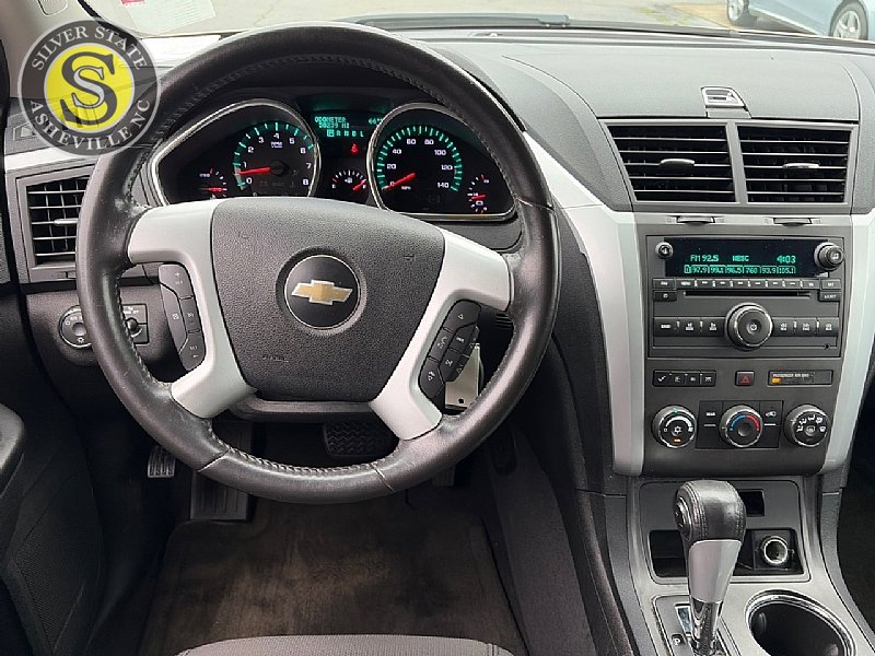 Used 2010 Chevrolet Traverse LT w/ Personal Connectivity Package FWD image 27