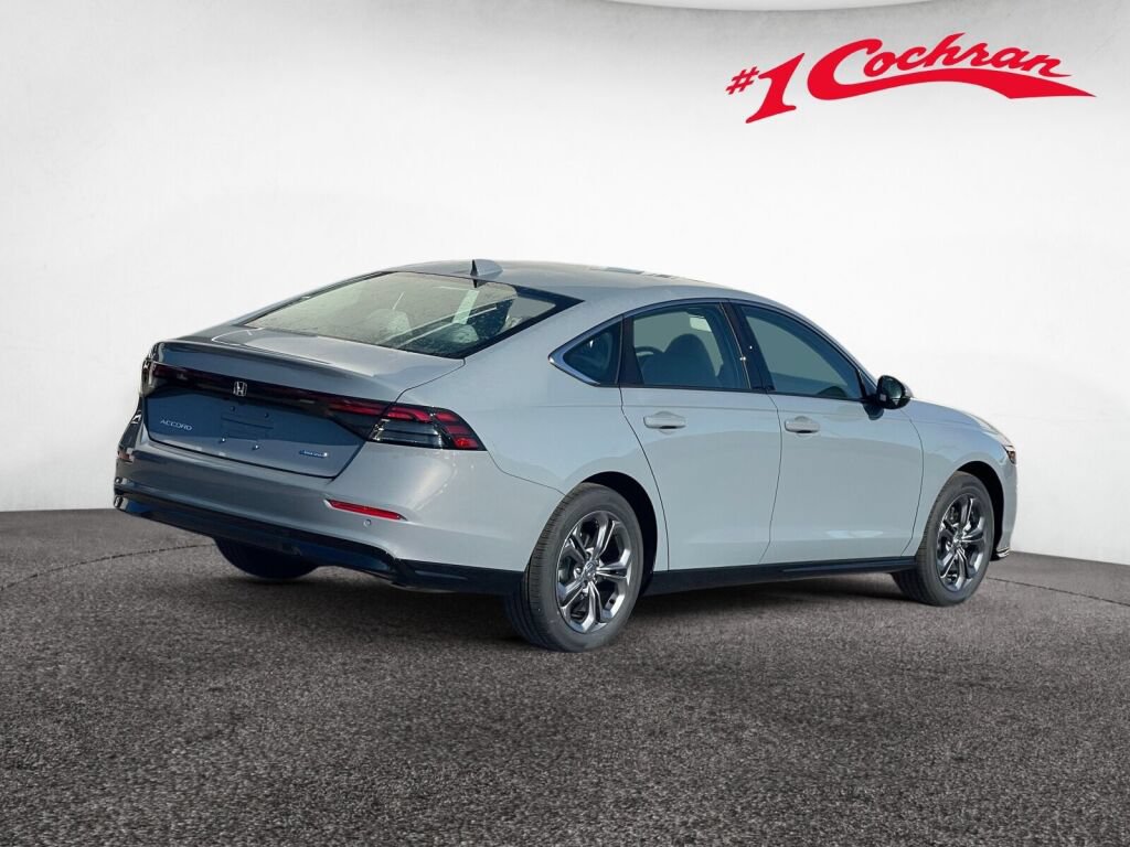 New 2026 Honda Accord EX-L image 5