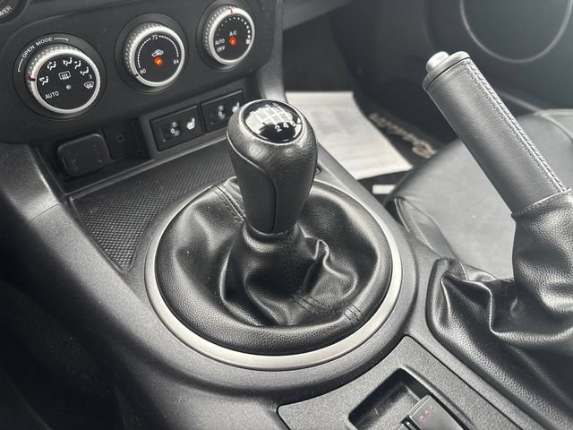 Used 2015 MAZDA MX-5 Miata Grand Touring RWD image 12