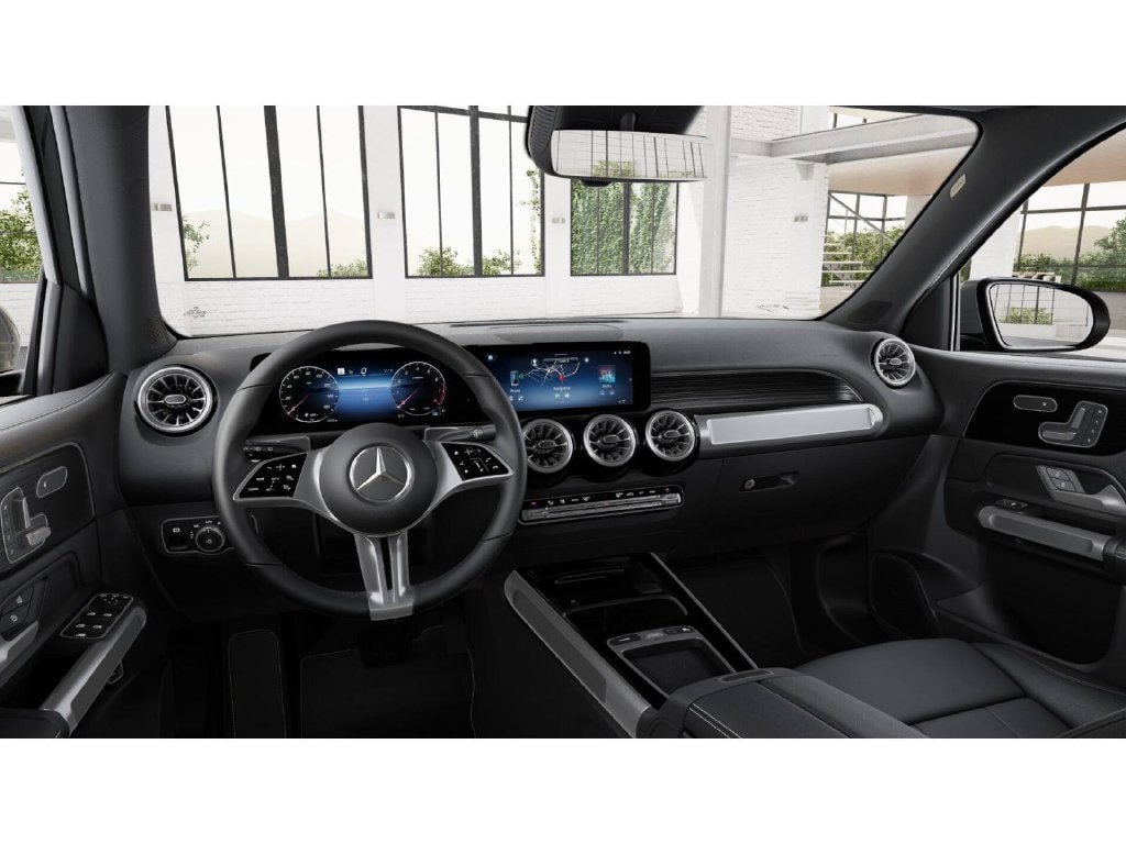 New 2026 Mercedes-Benz GLB 250 4MATIC image 3