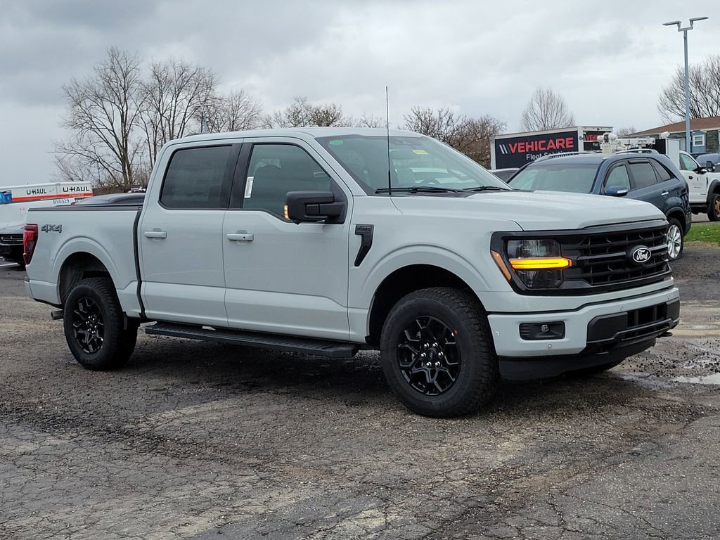 New 2026 Ford F150 XLT w/ Equipment Group 302A MID