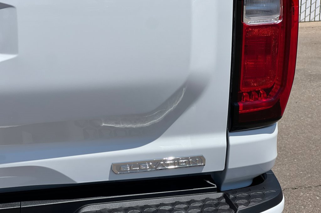 New 2025 GMC Canyon Elevation w/ Technology Package image 21