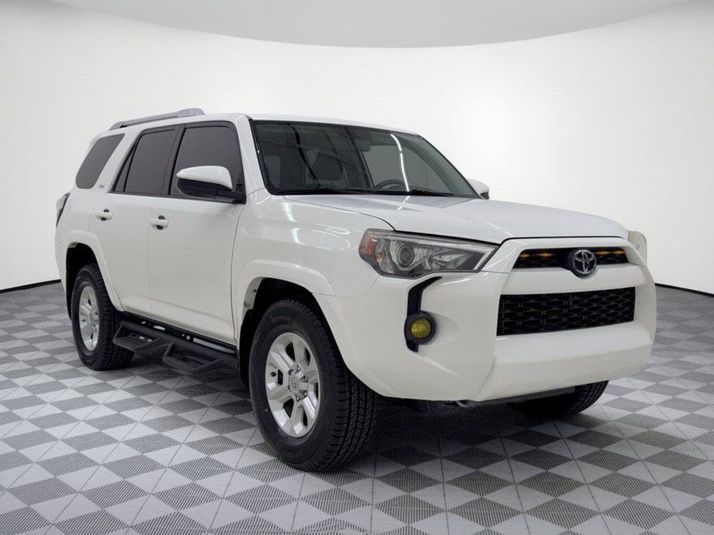 Used 2016 Toyota 4Runner SR5 RWD image 7