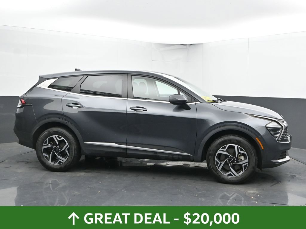 Used 2024 Kia Sportage LX image 13