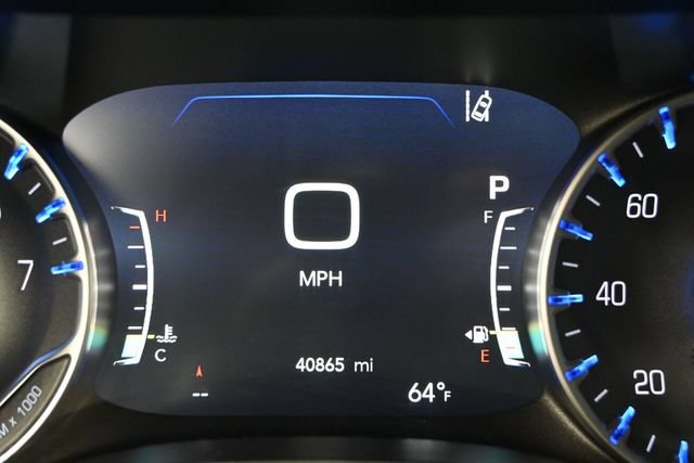 Certified 2024 Chrysler Pacifica Touring-L FWD image 13