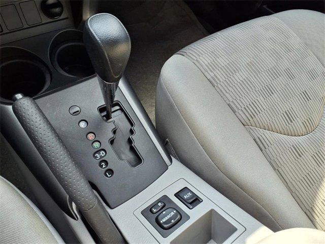 Used 2011 Toyota RAV4 2WD image 16