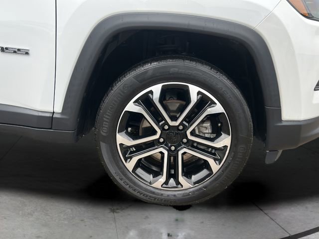 Used 2022 Jeep Compass Limited w/ Sun and Sound Group image 27