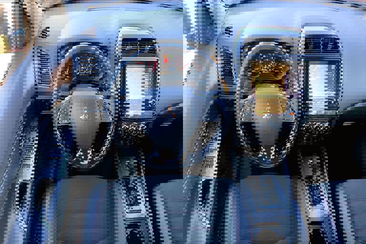 Used 2024 Mitsubishi Outlander Sport SE image 5