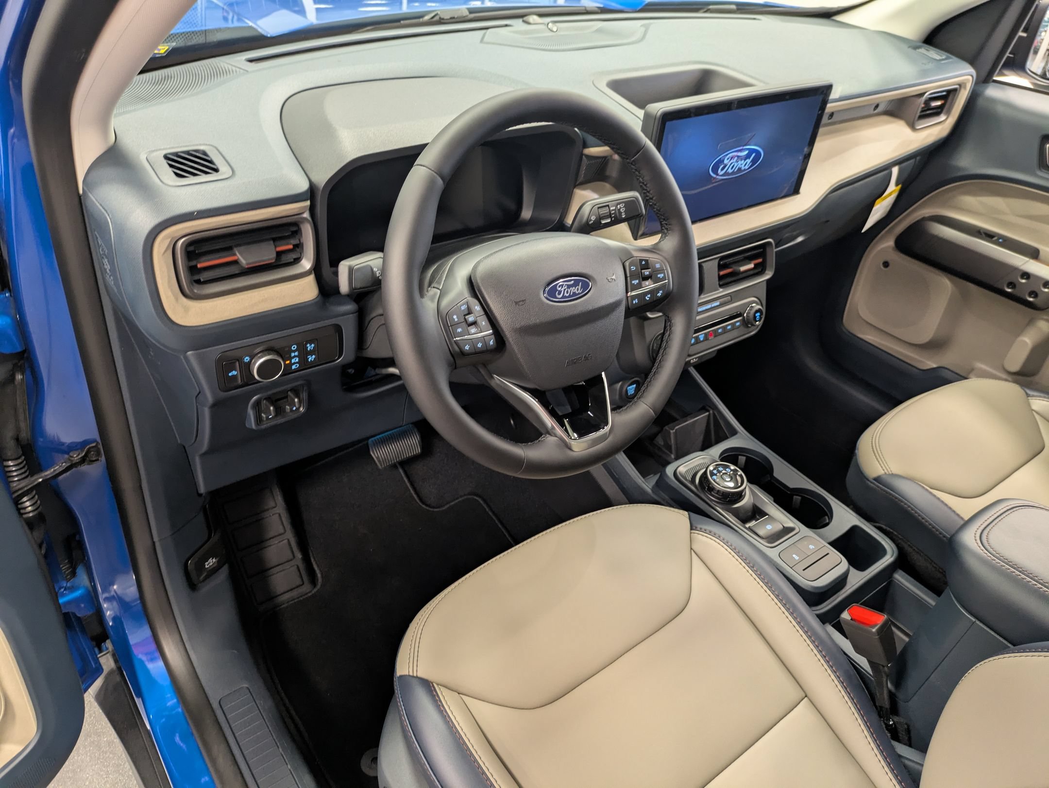 New 2026 Ford Maverick Lariat w/ 4K Tow Package AWD/4WD image 15