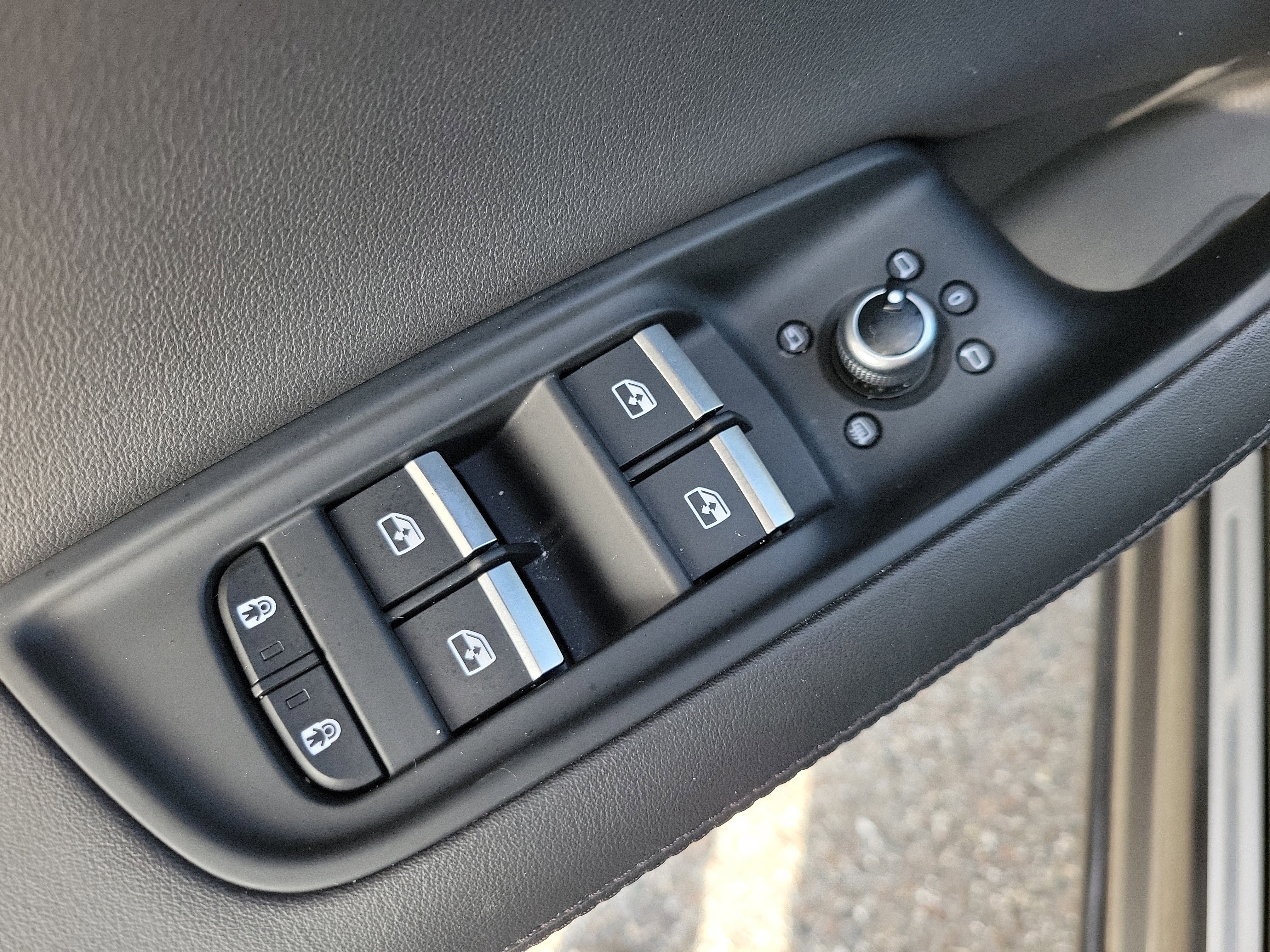 Used 2023 Audi Q7 3.0T Premium Plus w/ Premium Plus Package image 18