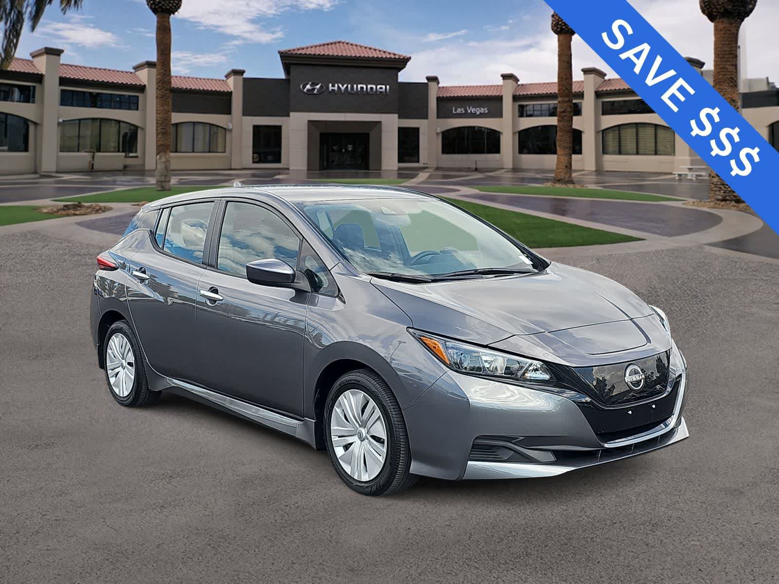 Used 2025 Nissan Leaf S FWD image 2