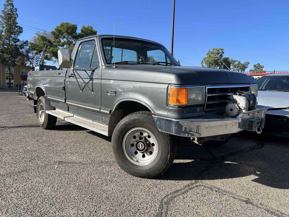 Used 1989 Ford F250 4x4 Regular Cab image 4