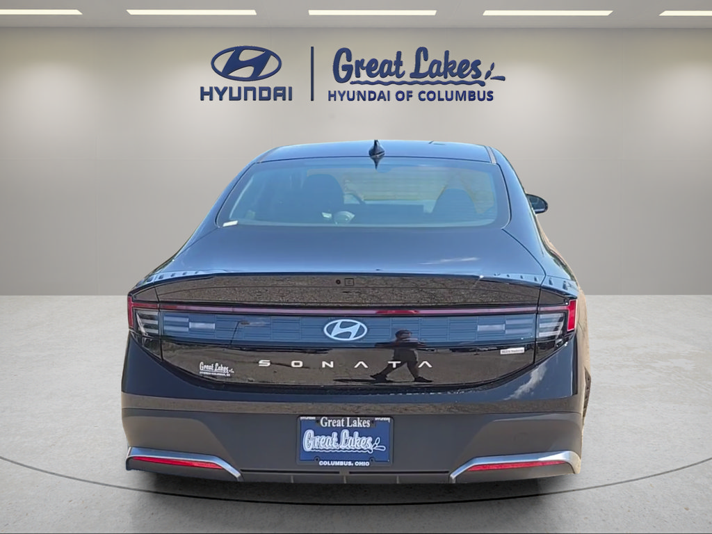 New 2026 Hyundai Sonata Blue FWD image 4