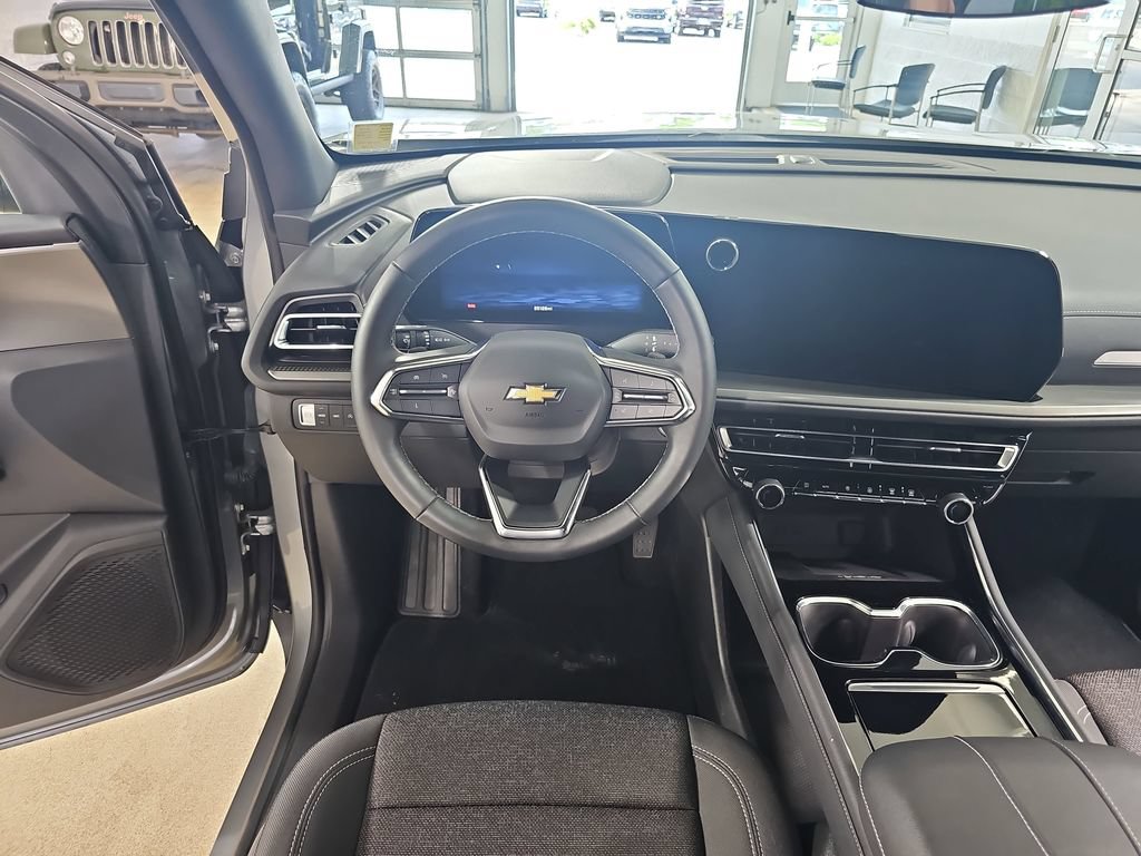 Certified 2024 Chevrolet Traverse LT AWD/4WD image 23