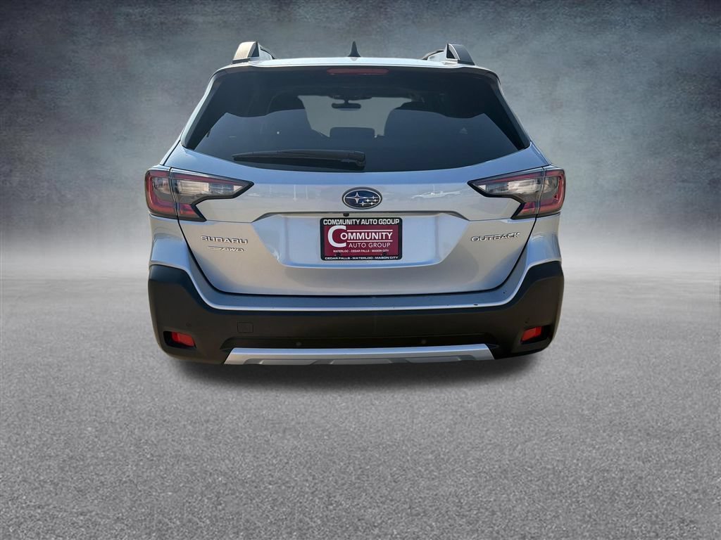 Used 2023 Subaru Outback Limited AWD/4WD image 4