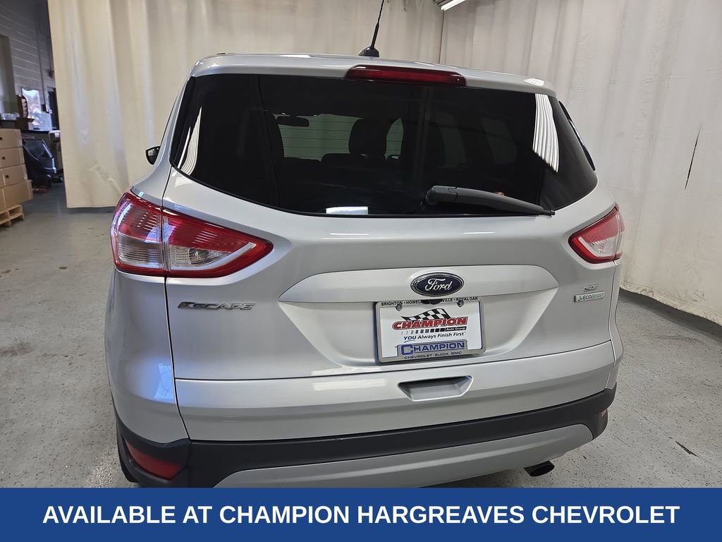 Used 2015 Ford Escape SE image 40