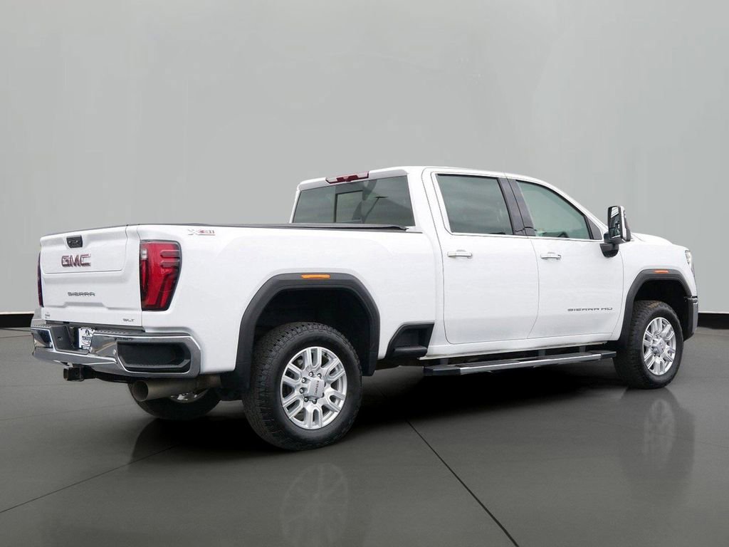 Used 2024 GMC Sierra 3500 SLT w/ SLT Premium Package image 3