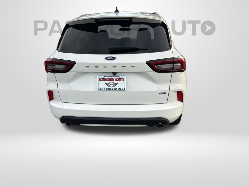 Used 2024 Ford Escape ST-Line w/ Equipment Group 301A FWD image 10
