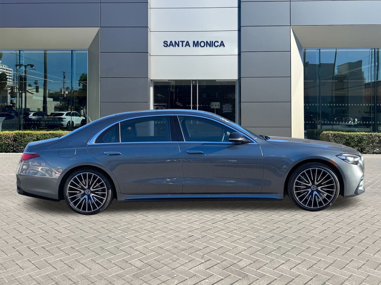 Used 2022 Mercedes-Benz S 580 4MATIC Sedan image 5