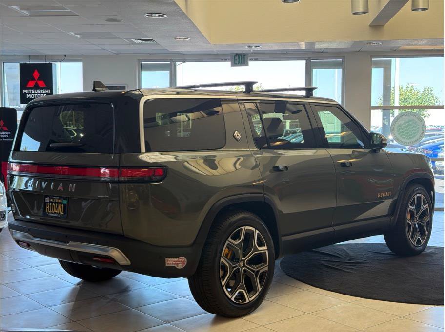 Used 2024 Rivian R1S Launch Edition AWD/4WD image 5