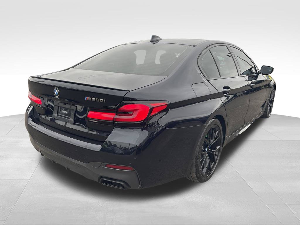 Used 2021 BMW M550i xDrive w/ Dynamic Handling Package AWD/4WD image 16