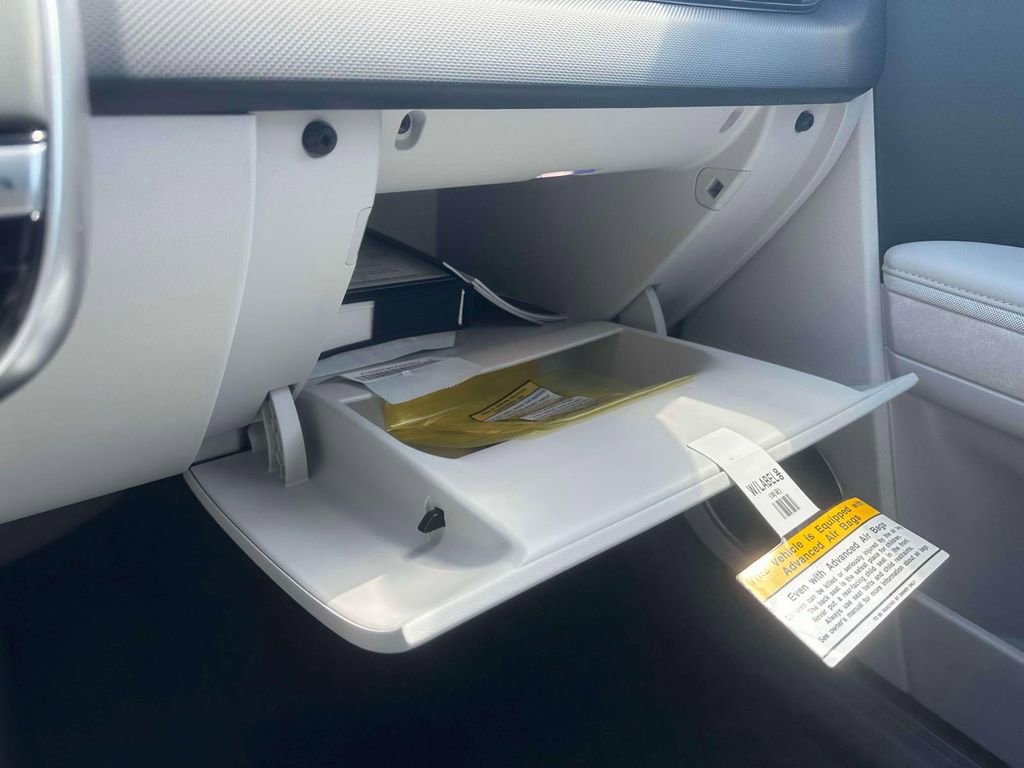 Used 2024 Hyundai Ioniq 5 Limited image 30