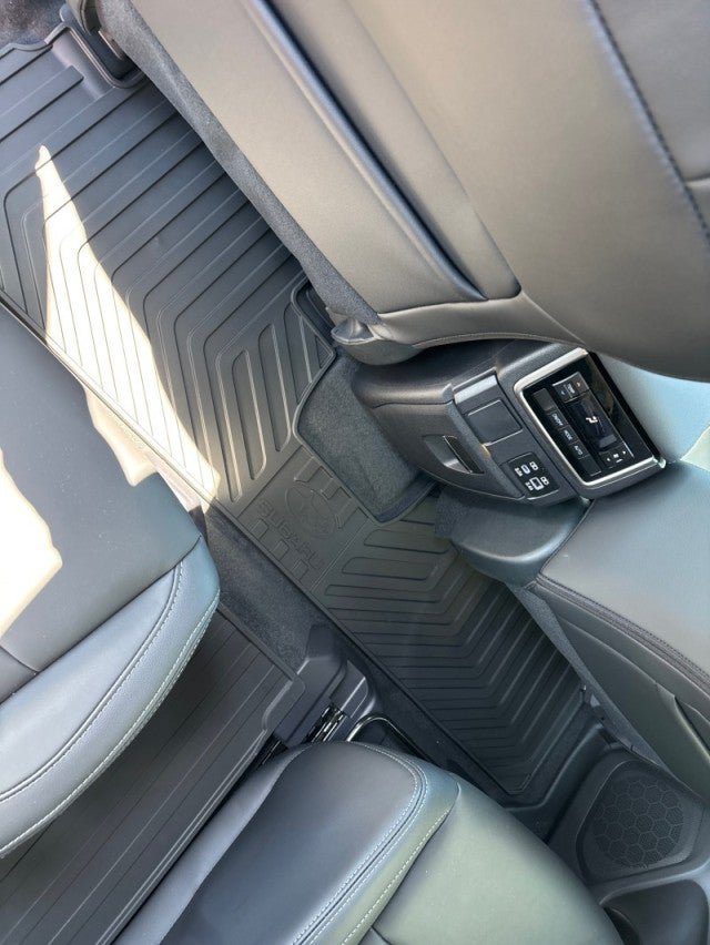 Certified 2026 Subaru Ascent Premium AWD/4WD image 34