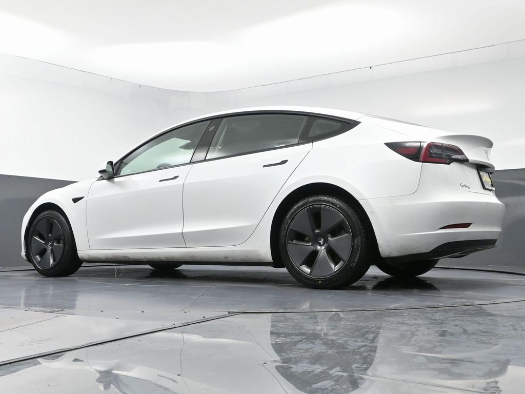 Used 2021 Tesla Model 3 Standard Range Plus image 55